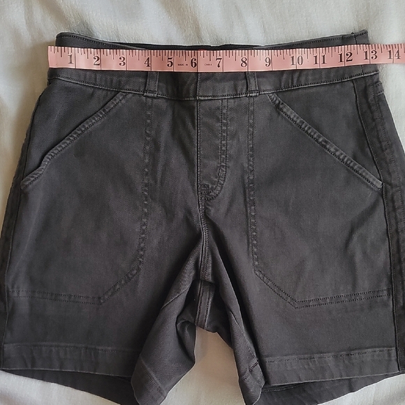 SPANX Charcoal Shorts - Picture 2 of 9